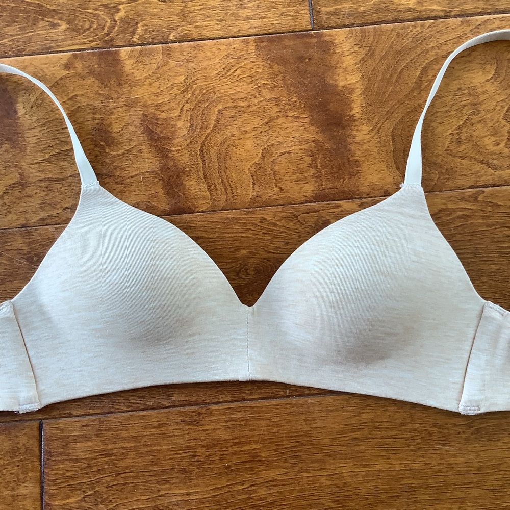Gap Body Breathe Wireless Bra  34AA. NWOT